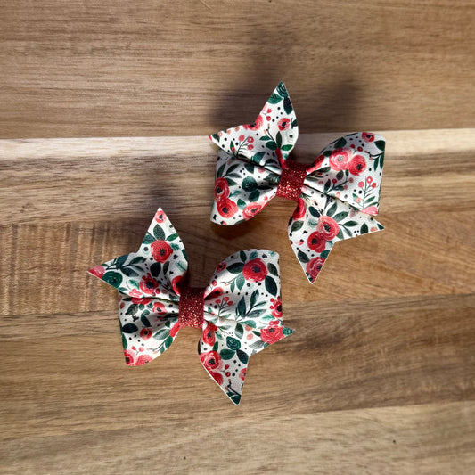 Peonies & Holly - Emery Piggies