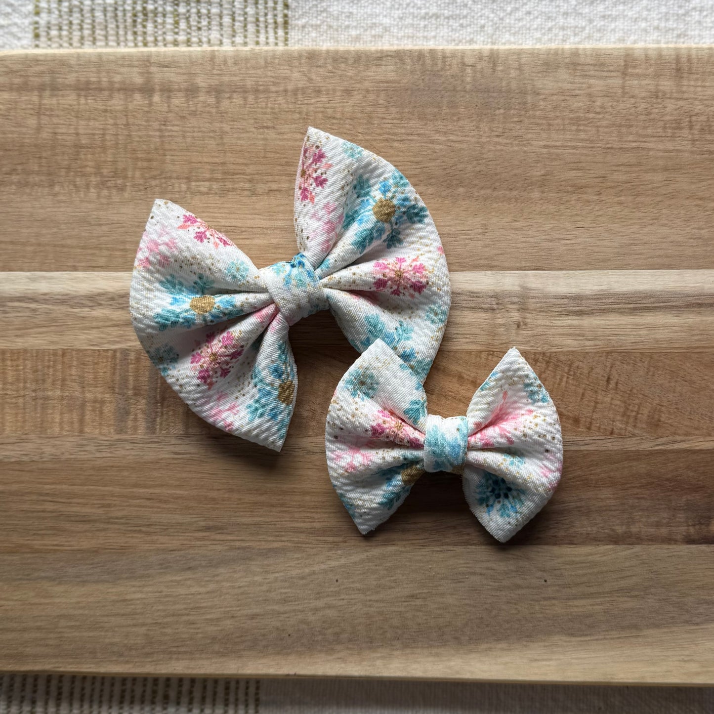 Snowflakes - Floppy, Scrunchies & Head Wraps